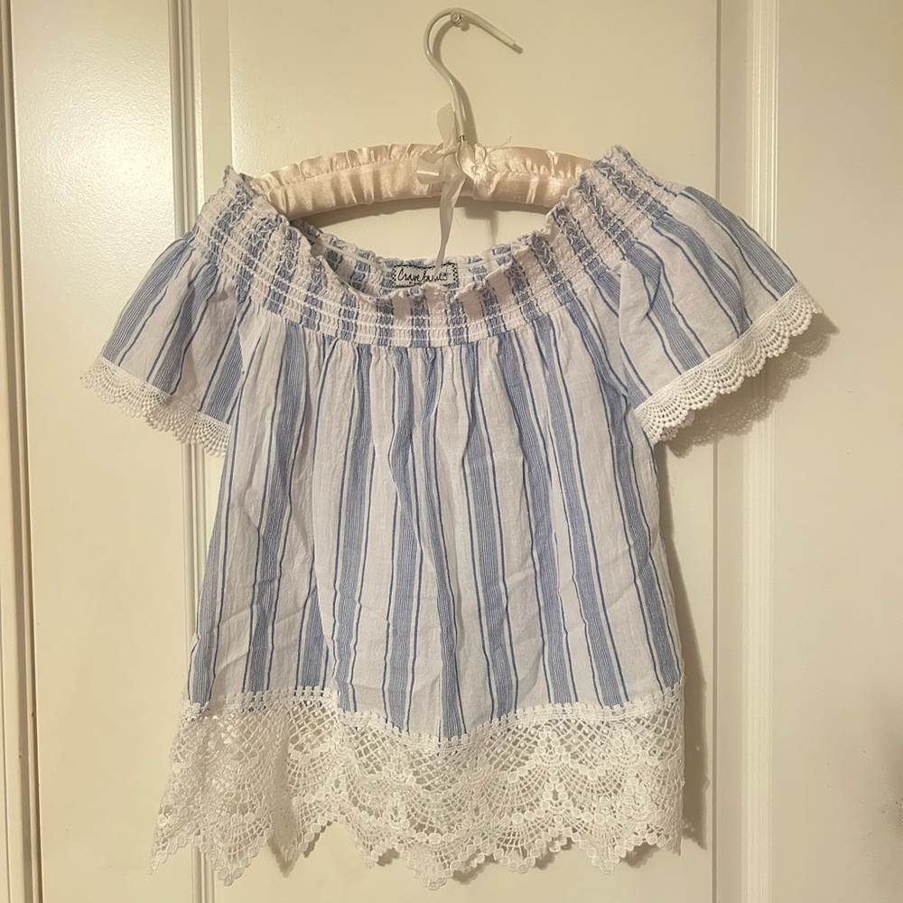 Almost Famous Blouse